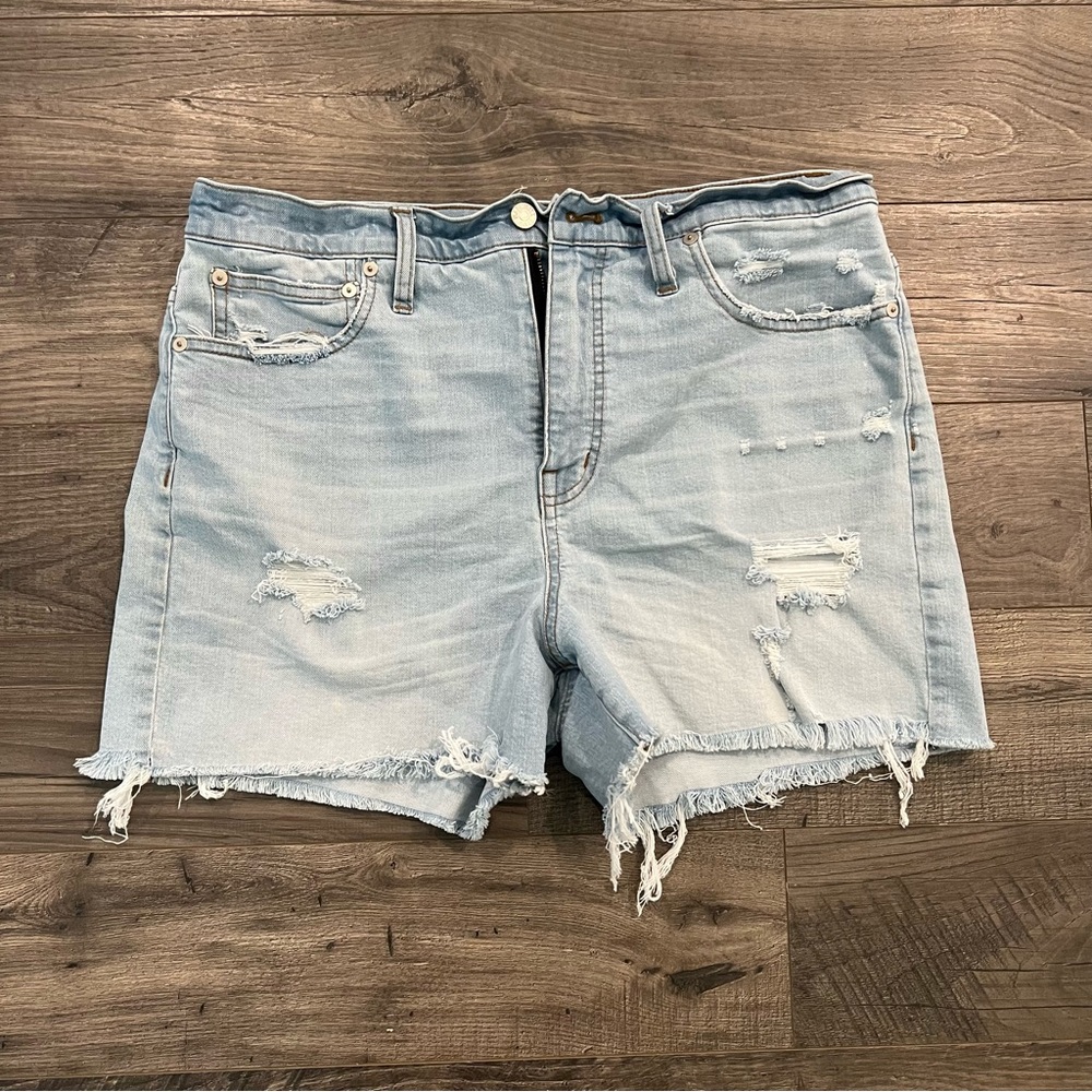 Madewell Light Denim Shorts Size 31
